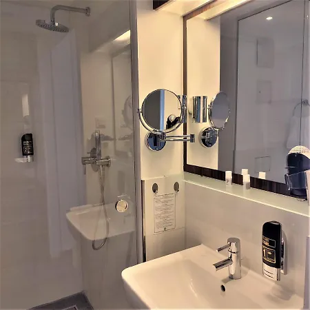 Strandhotel ホテル 4*