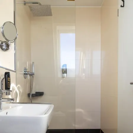 Strandhotel Hotel