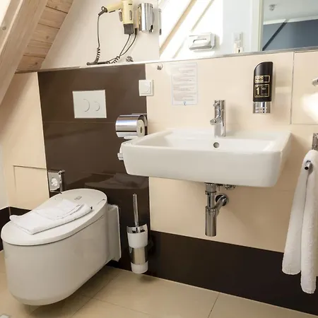 Strandhotel 4* Dranske