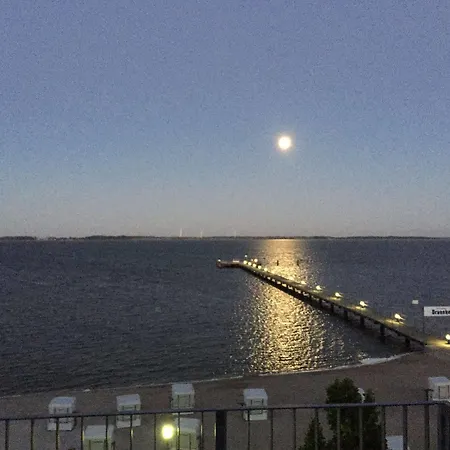 Strandhotel 4* ドランスケ