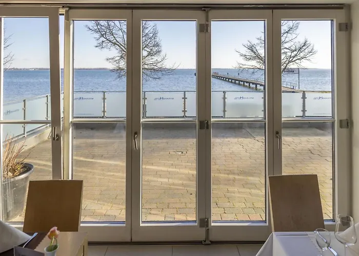 Szálloda Strandhotel Dranske