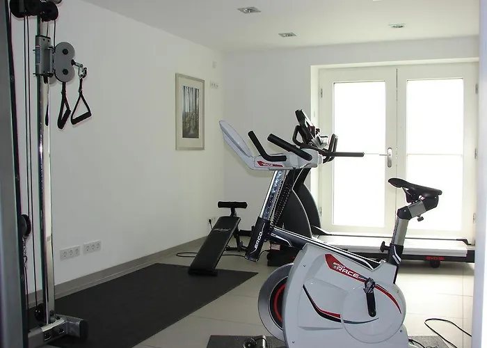 Strandhotel Szálloda 4*